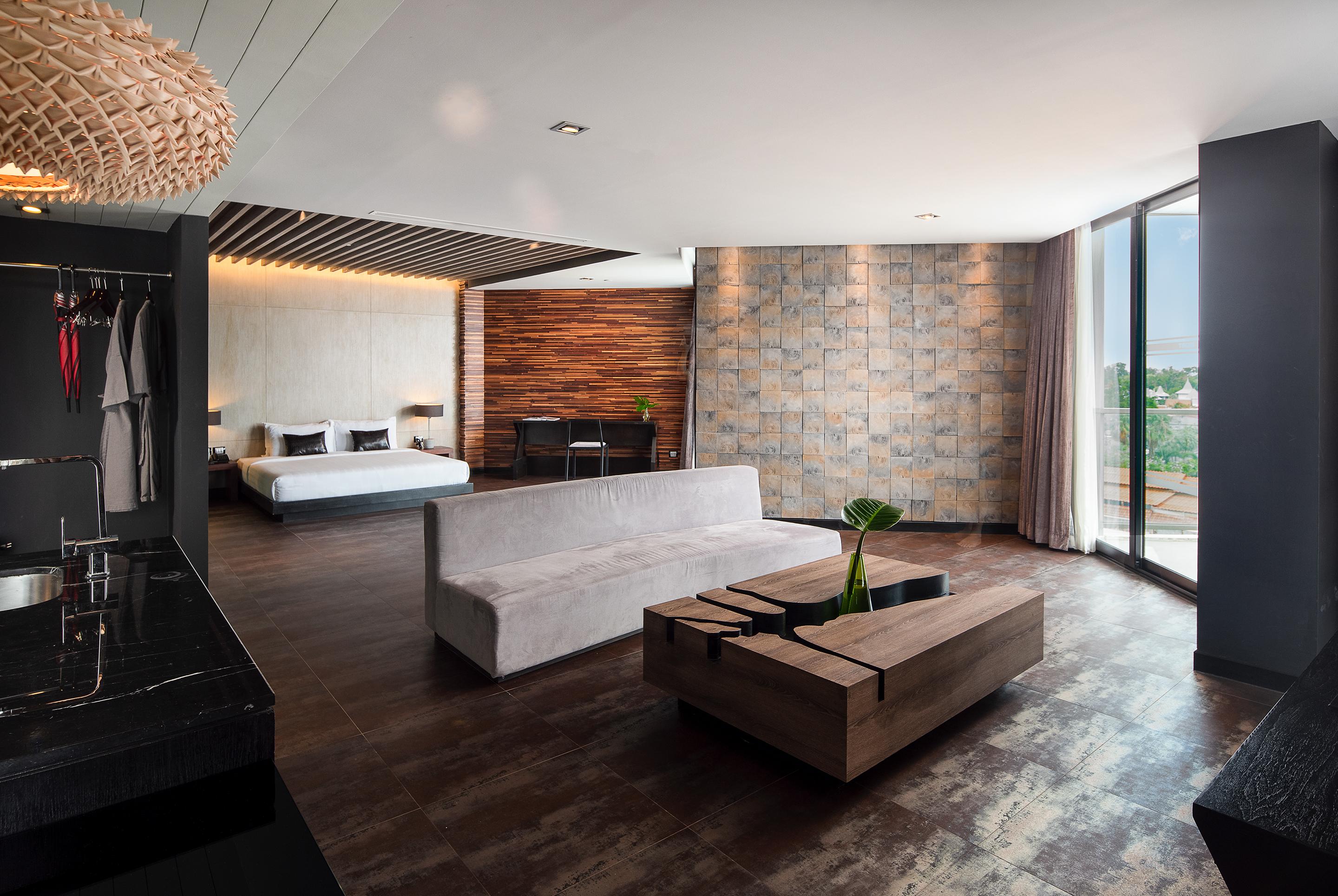 Tsix5 Quarter Hotel Pattaya Exterior photo