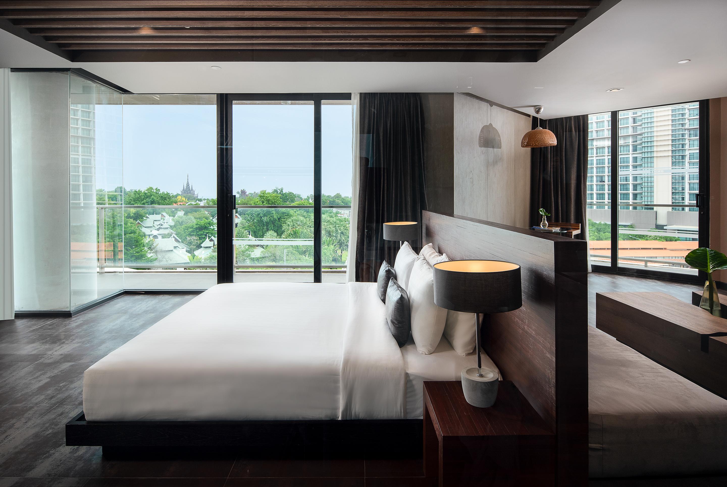 Tsix5 Quarter Hotel Pattaya Exterior photo