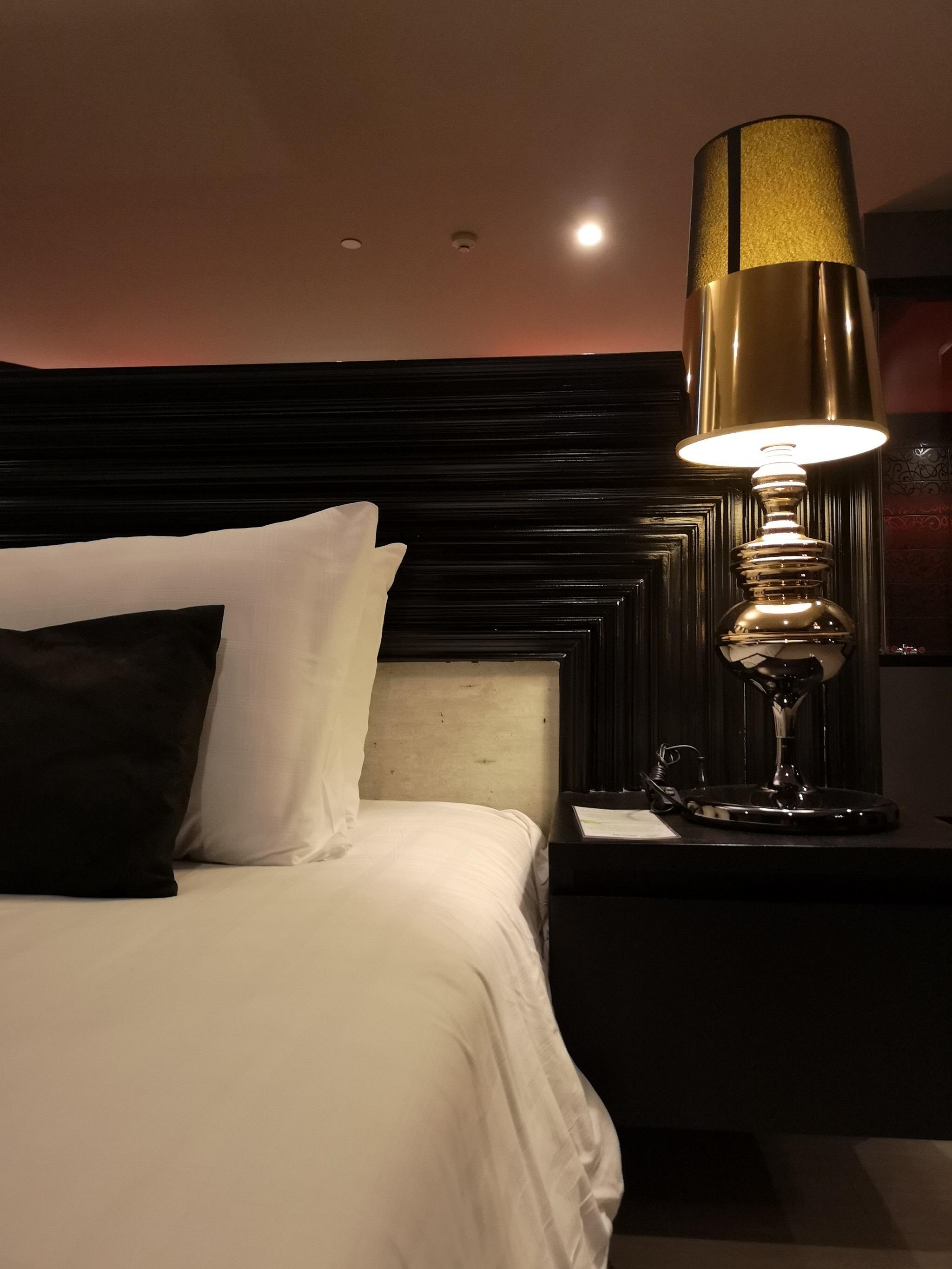 Tsix5 Quarter Hotel Pattaya Exterior photo
